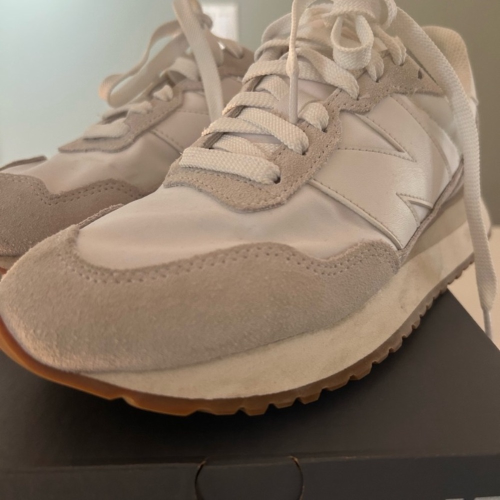 New balance 237 White and Gray